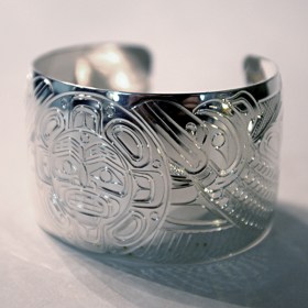 Silver 1.25 inch Native Raven with Sun Bracelet by William Cook